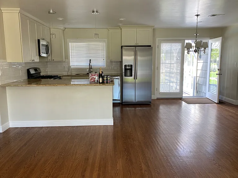 Kitchen & Dinning Room