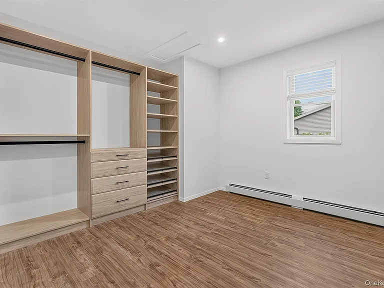 234 Betsy Ross Dr — Photo 30