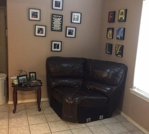 5th image of 2500 Encino Ct