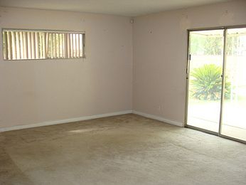 3rd image of 8733 Odessa Ave