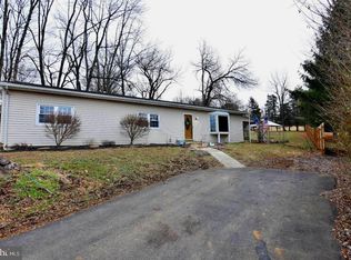 240 Washington Rd, Bechtelsville, PA 19505