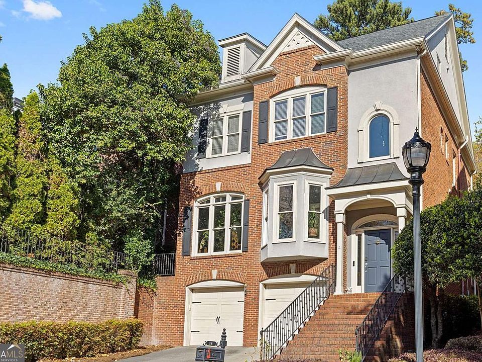 1st image of 2694 Lenox Rd NE Unit 14