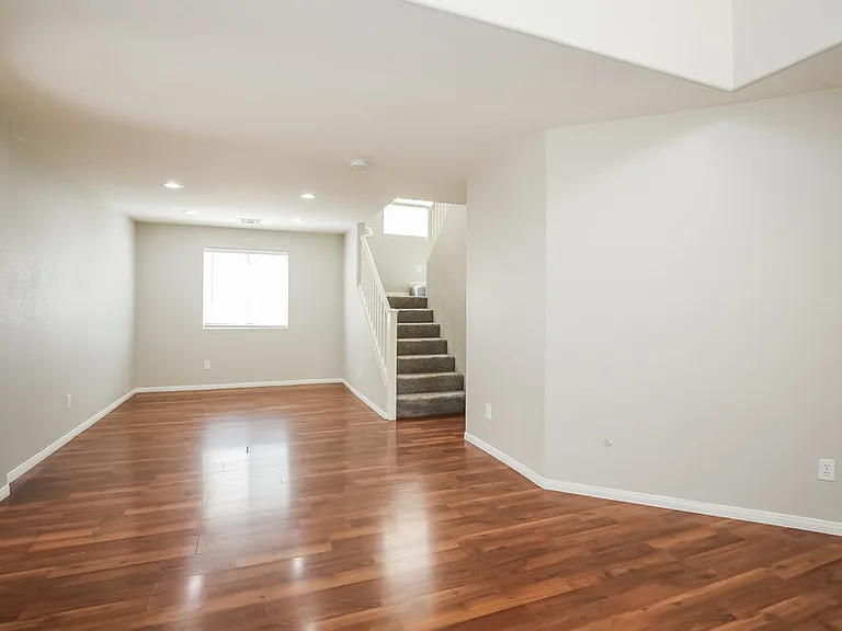 9477 Grandview Spring Ave — Photo 6