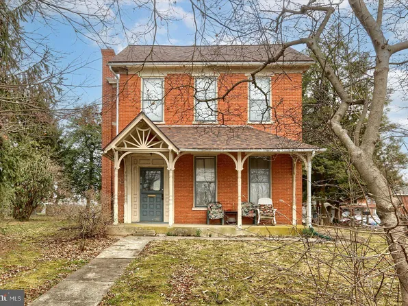 1037 E King St, Lancaster, PA 17602