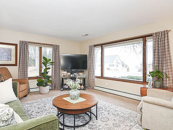 4th image of 4943 Asbury Rd