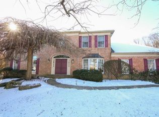 3730 Summit Ct, Allentown, PA 18103