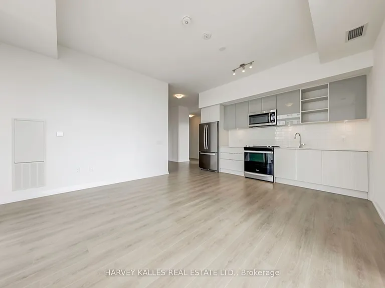 25 Holly St #LPH09 — Photo 9