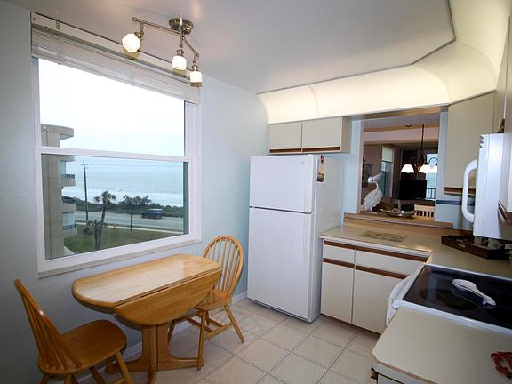 3rd image of 3360 Ocean Shore Blvd #4060