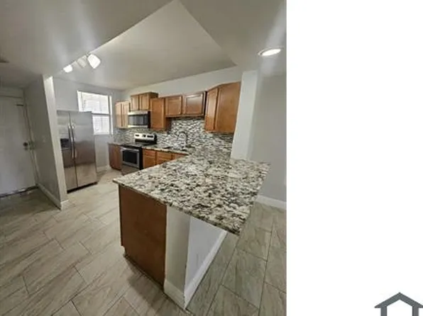 8441 Forest Hills Dr APT 102, Pompano Beach, FL 33065