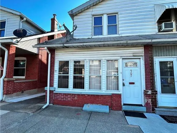 907 S 10th St, Allentown, PA 18103