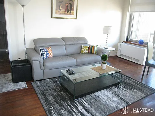 Rented by Halstead Real Estate | media 2