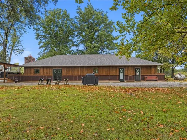 31603 E 175th St, Pleasant Hill, MO 64080