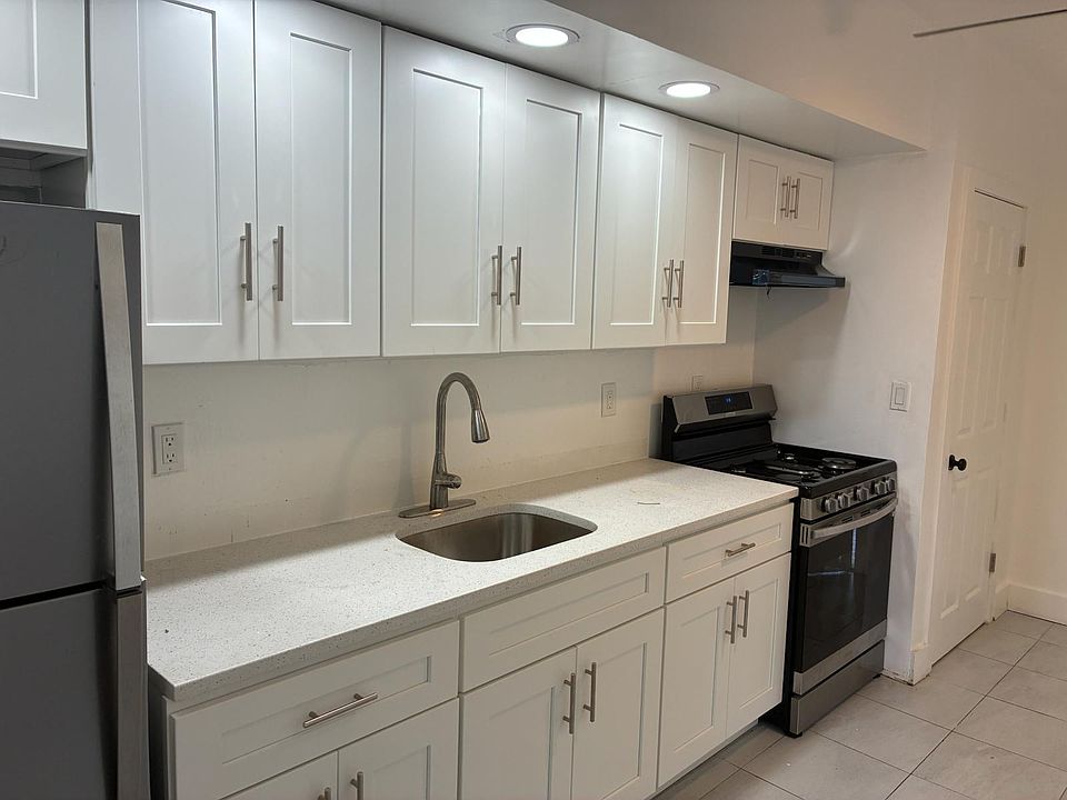 1st image of 113-05 204th St #1