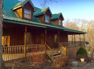 147 Tharp Rd, Argillite, KY 41121