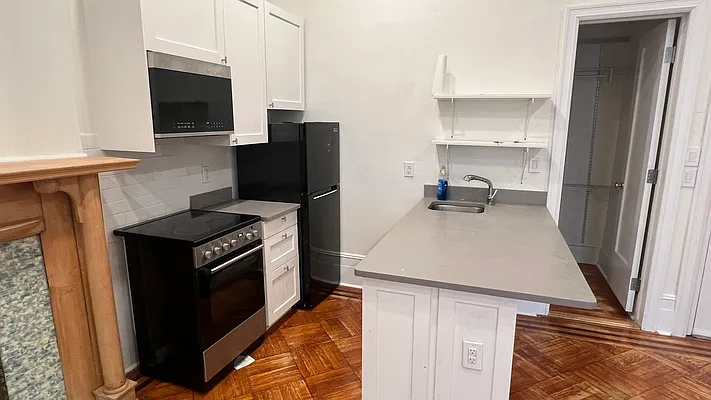 Rented by Kingdom Equities MGMT LLC | media 14