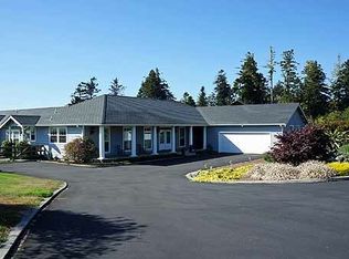 1460 Walker Point Rd, Bayside, CA 95524