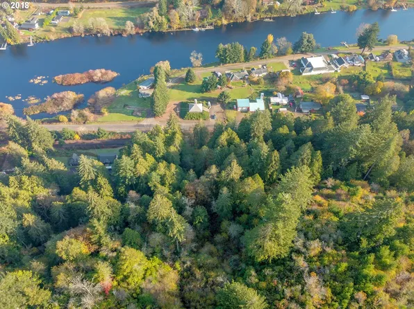 36 Highway, Mapleton, OR 97453