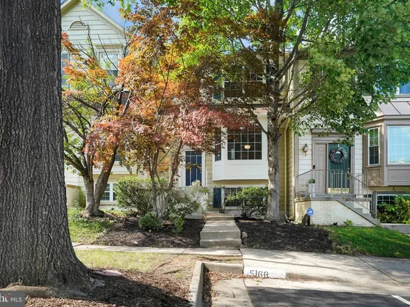 5166 Havering Way, Woodbridge, VA 22193