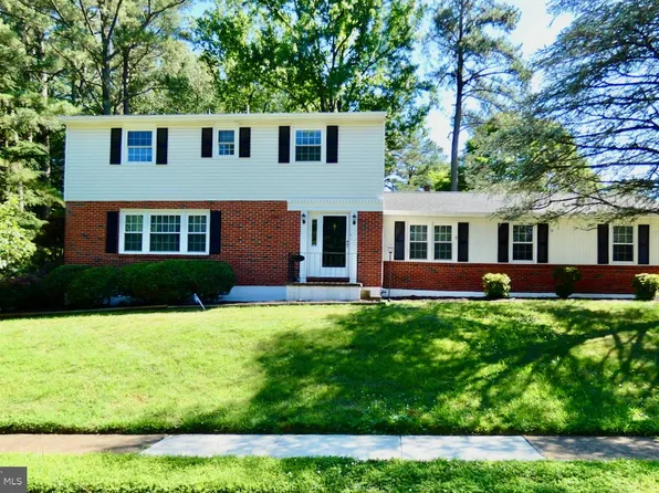 808 Rock Ln, Newark, DE 19713