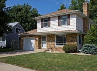 8510 25th St W, Saint Louis Park, MN 55426