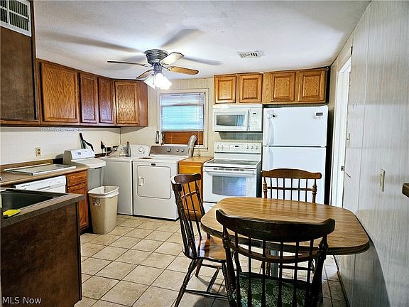 3rd image of 12793 Samuel Dr
