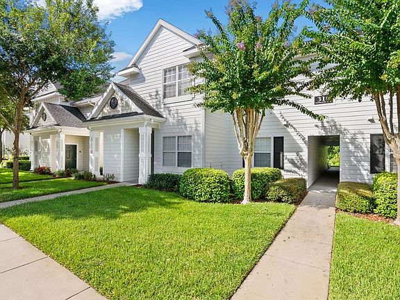 2nd image of 316 Southern Pecan Cir Unit 202