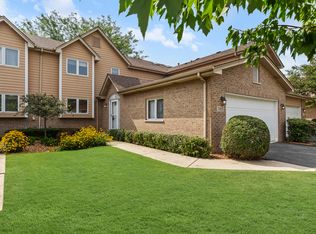 7905 Richardson Ln, Tinley Park, IL 60487