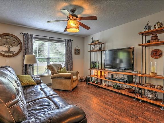 3rd image of 3156 Royal Tuscan Ln