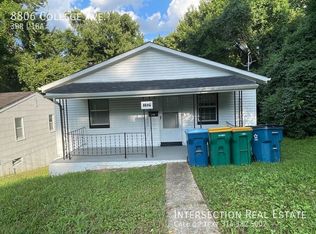 8806 College Ave, Saint Louis, MO 63136