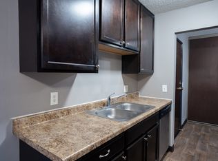 Rosedale Estates, Saint Paul, MN 55113