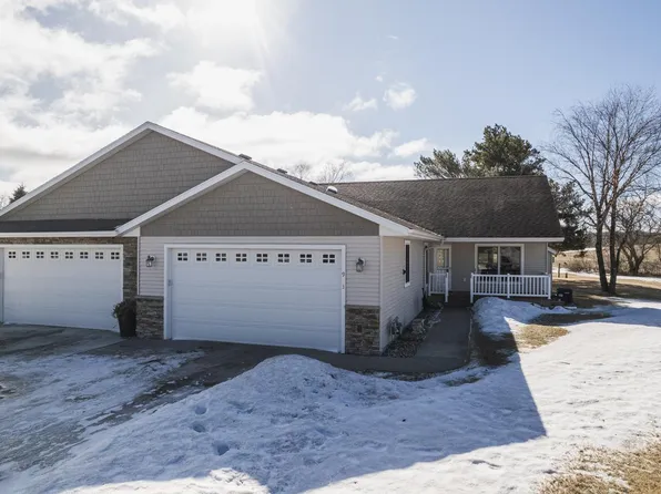 913 Lake Forest Cir, Detroit Lakes, MN 56501