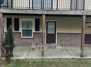 122 Leach Dr APT 102, Jonesborough, TN 37659