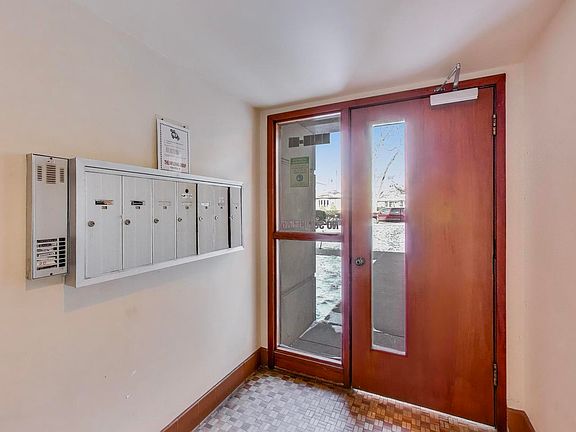3rd image of 2619 W Fitch Ave #3-C
