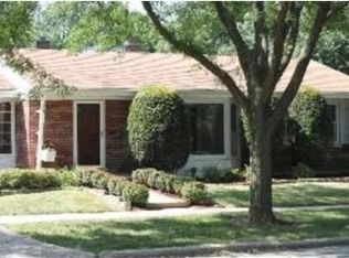 701 S 6th Ave, La Grange, IL 60525