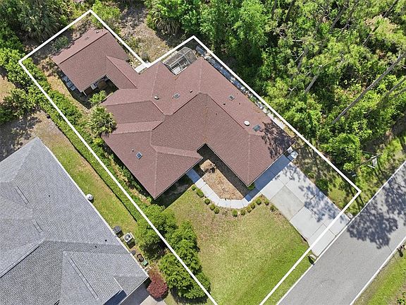 4th image of 26 WOODBURY DRIVE