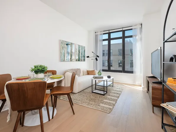 8 Court Sq Penthouse 1A, Long Island City, NY 11101