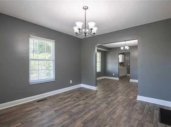 1740 Haskell Ave, Kansas City, KS 66104