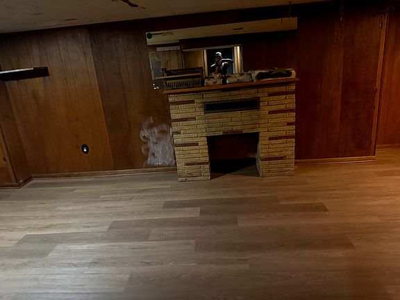 5th image of 5342 Logan Ave N