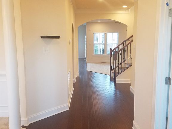 2nd image of 12245 Manor Crossing Dr