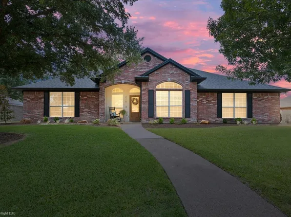 228 Greystone Dr, Hewitt, TX 76643