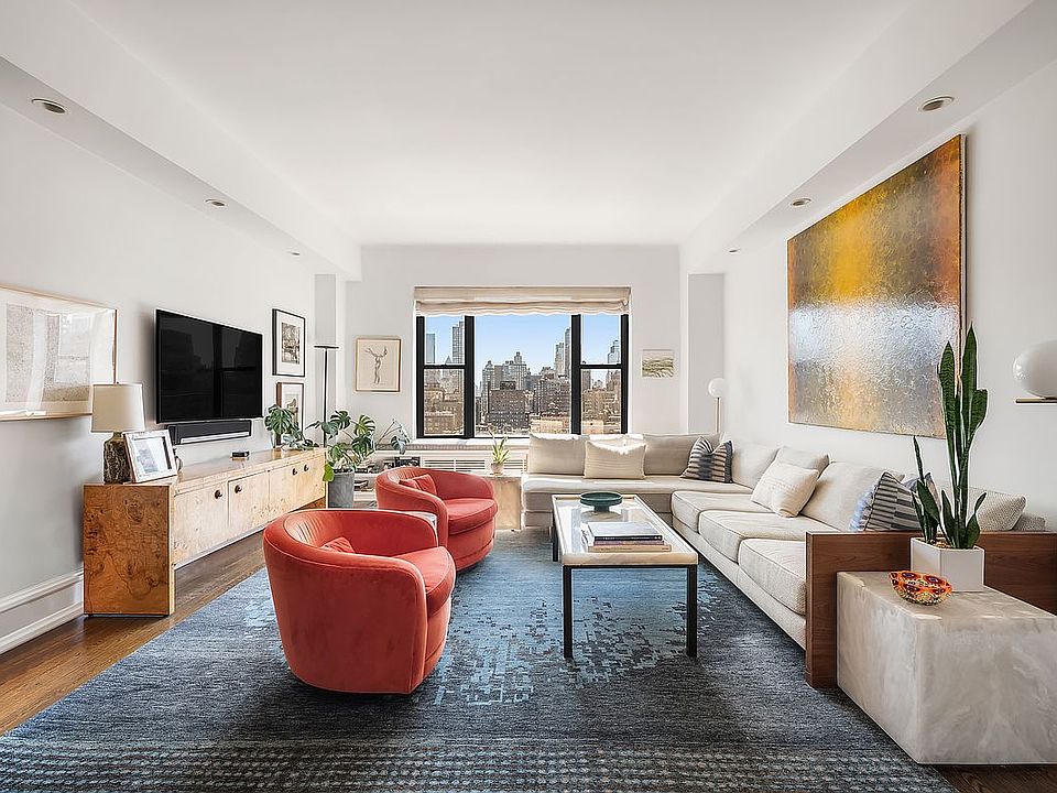 1st image of 150 W 79th St #12CD