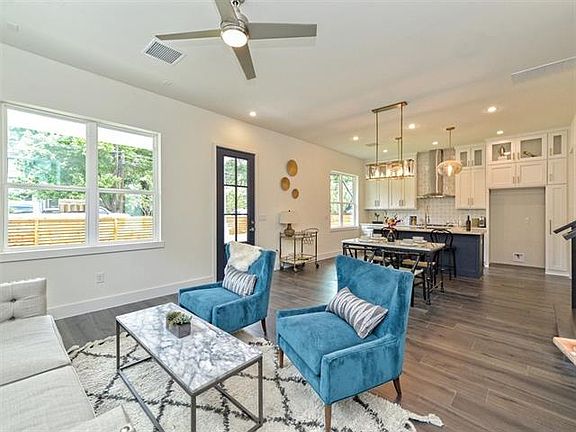 4th image of 4525A Avenue H