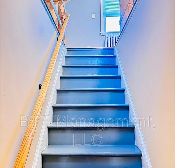 908 Hudson Ave #6 — Photo 44