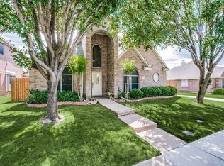 2039 Camelot Dr, Lewisville, TX 75067