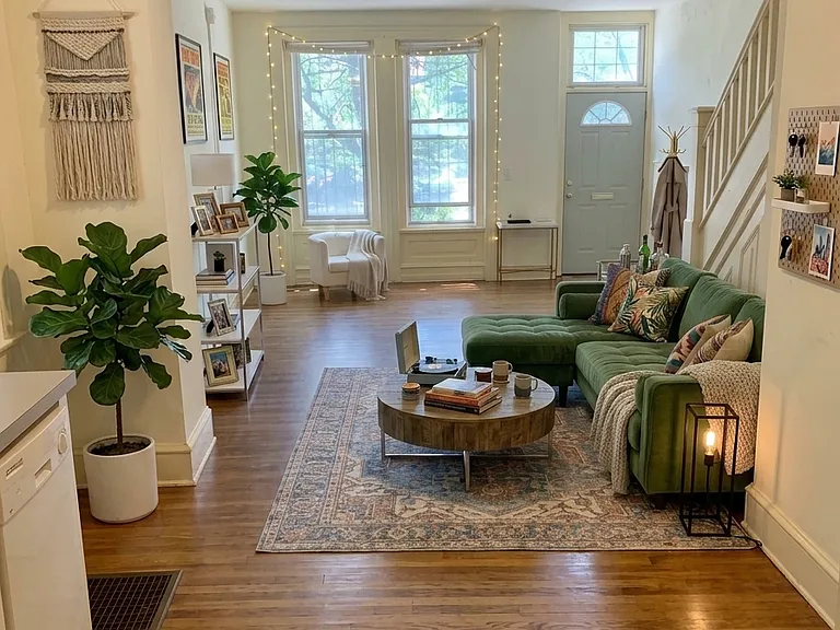 3915 Baltimore Ave — Photo 2