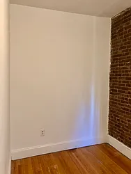 Rented by LJ Sloane Management