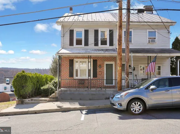 50 E Summit St, Mohnton, PA 19540