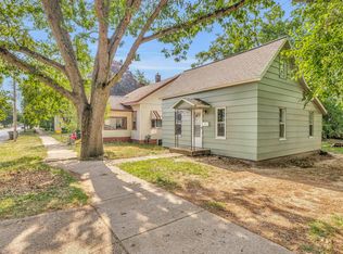 891 E Forest Ave, Muskegon, MI 49442