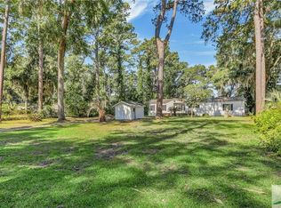 501 Queen Aire Dr #A, Savannah, GA 31406