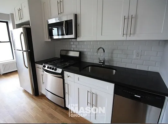 Rented by Mason Group LLC | media 18